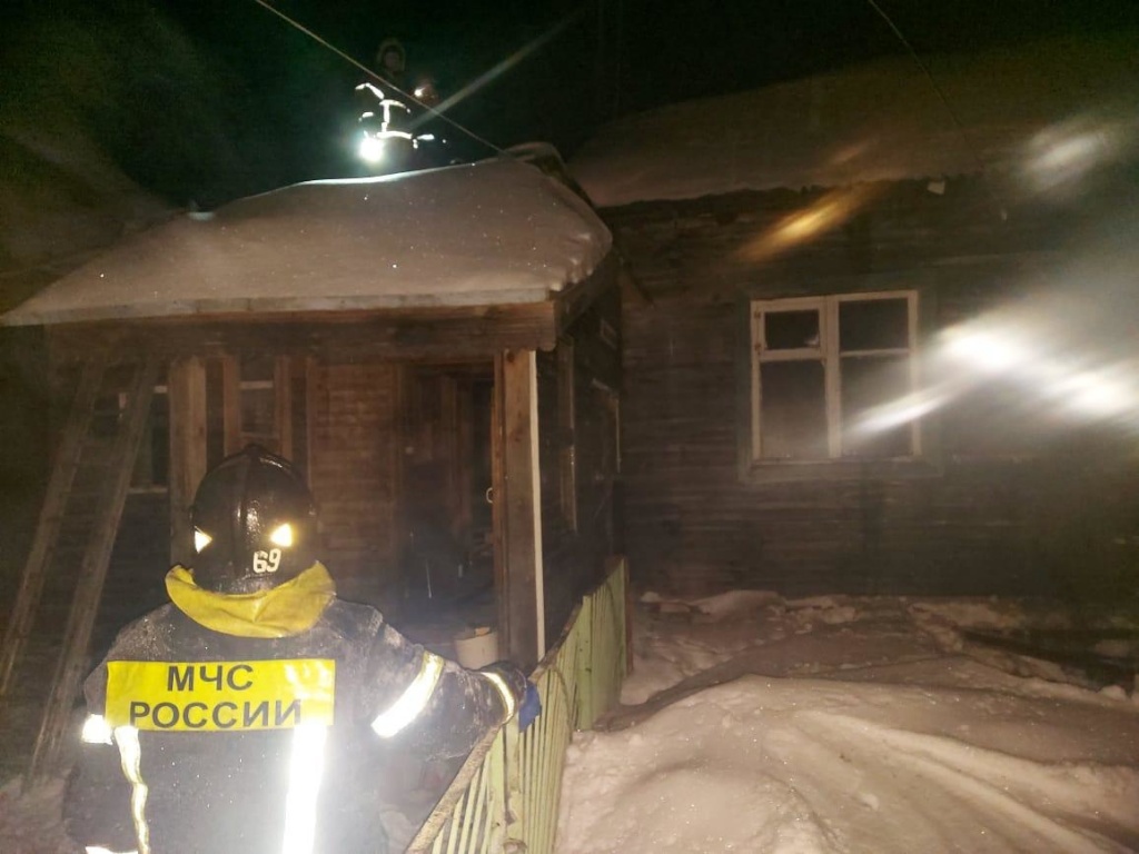 Пожар_Киржачский_Горка_18-02-21.jpg Пожар_Киржачский_Горка_18-02-21.jpg