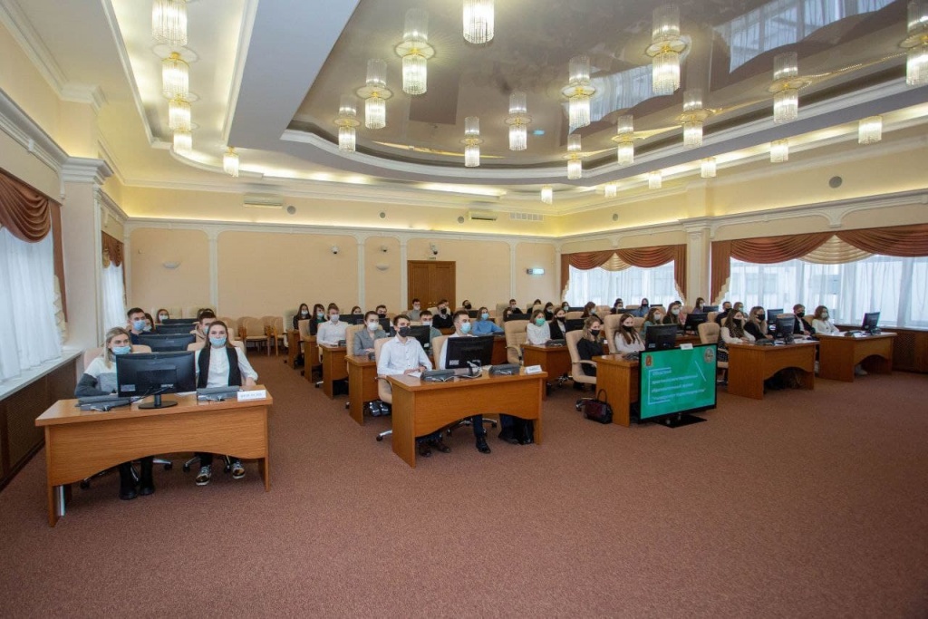 ЦыганскийСтуденты_2.jpg ЦыганскийСтуденты_2.jpg