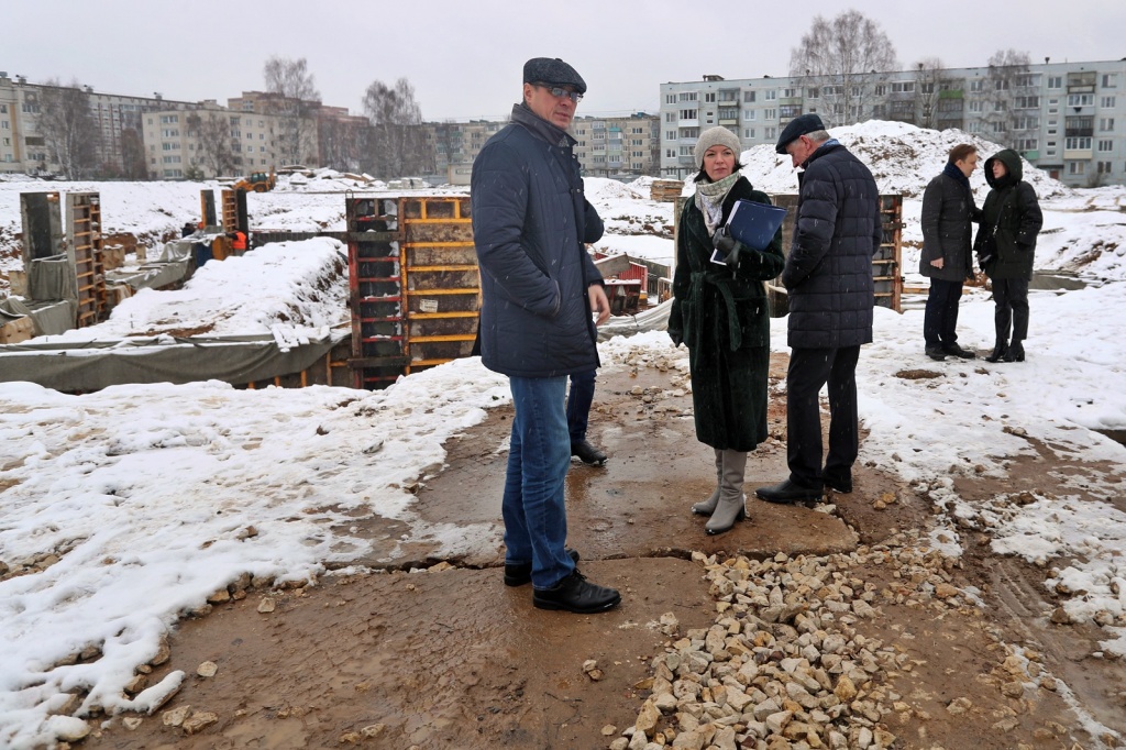 АвдеевКовровШколаРасторжение_1.JPG