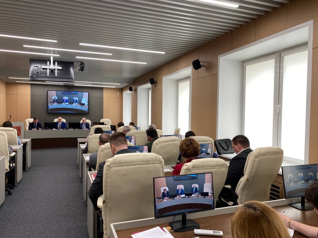 Горсовет 2.jpg Горсовет 2.jpg
