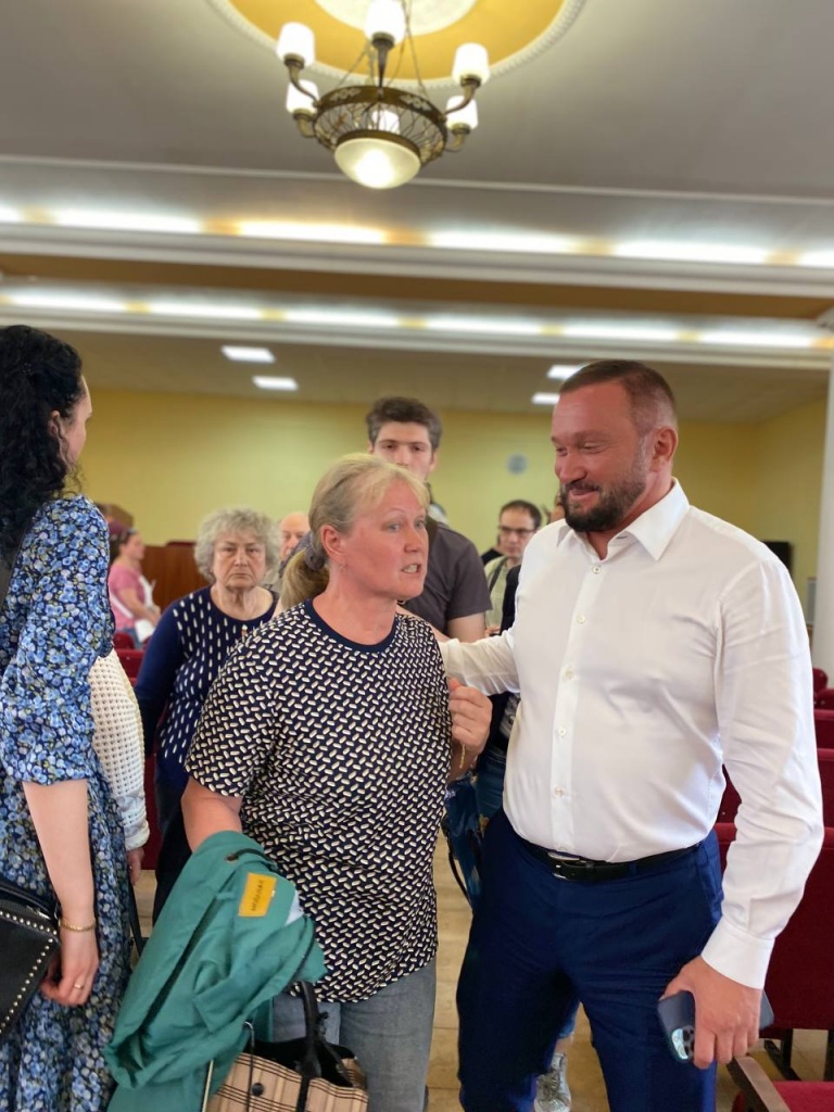Владимир, Собрание дольщиков Дуброва парк-2, 3 июня 2022-10 Владимир, Собрание дольщиков Дуброва парк-2, 3 июня 2022-10