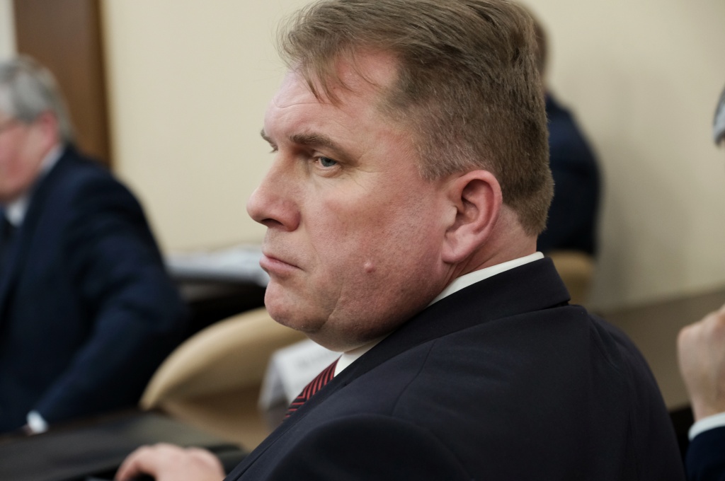 смирнов.jpg