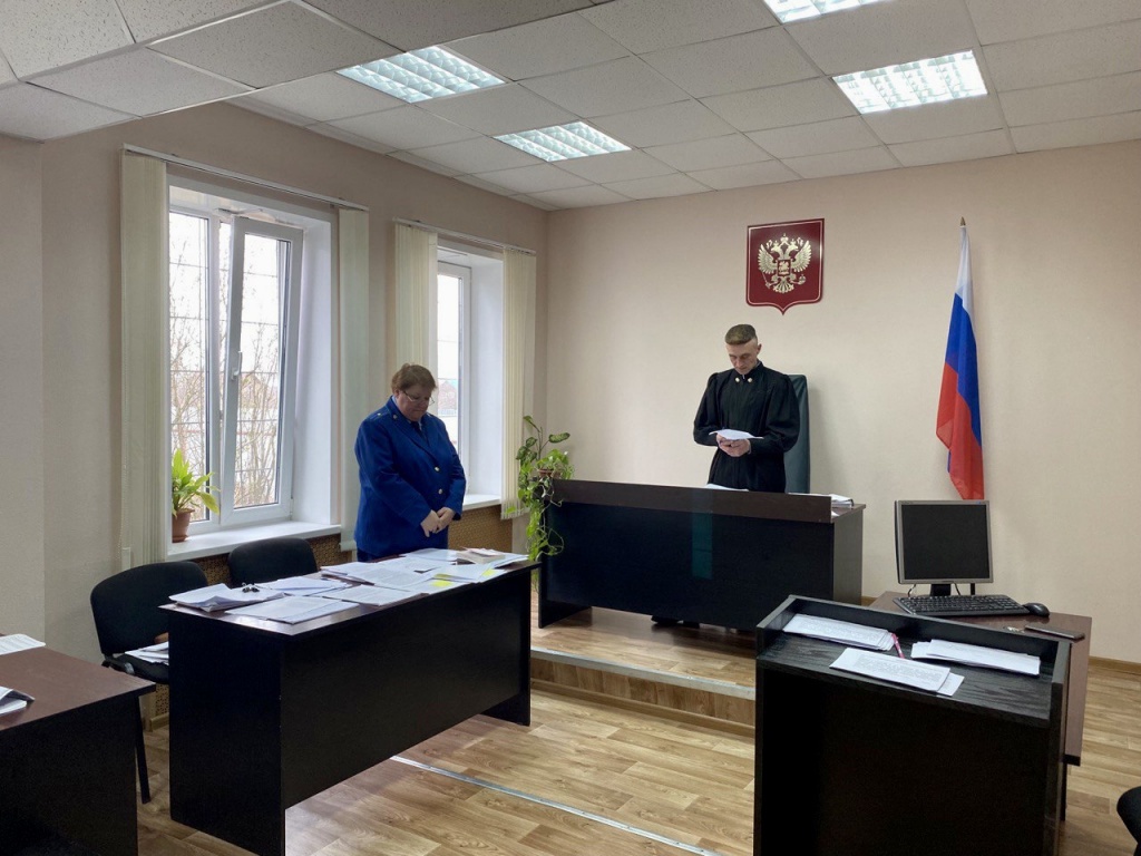 Дмитрий Зезин удовлетворяет ходатайство Дмитрий Зенин удовлетворяет ходатайство.jpg