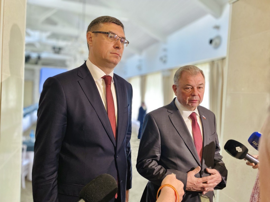 Александр Авдеев, Анатолий Артамонов Александр Авдеев, Анатолий Артамонов