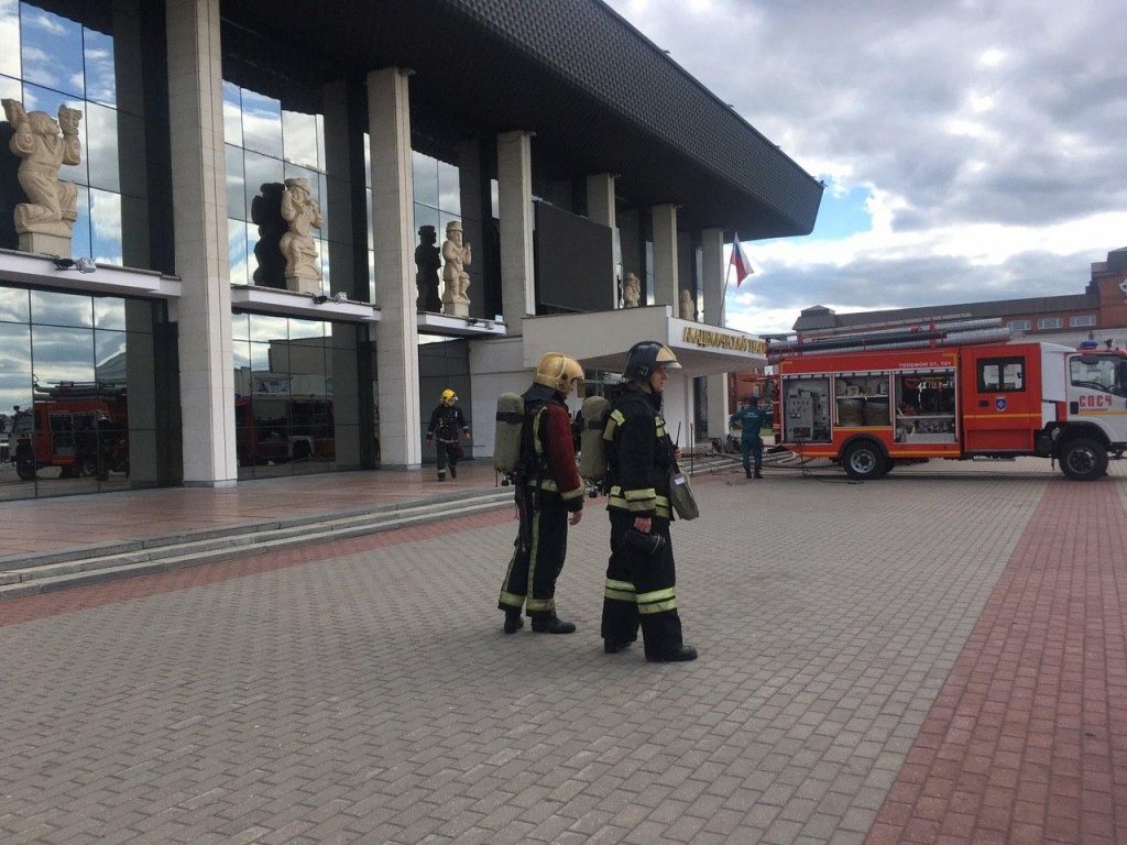 Драма_пожар_10.jpg Драма_пожар_10.jpg
