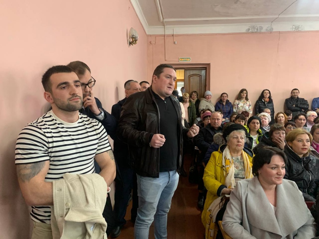 Публичные слушания по изменениям в Устав Курлово, возвращение прямых выборов главы города. 21 апреля 2022 года. Фото Софии Летки / издание «Чеснок».