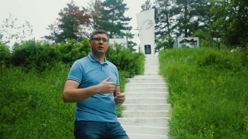 Скриншот-2 из фильма ГТРК "Владимир" от 22-го июня 2022-го года про Авдеева Скриншот-2 из фильма ГТРК "Владимир" от 22-го июня 2022-го года про Авдеева