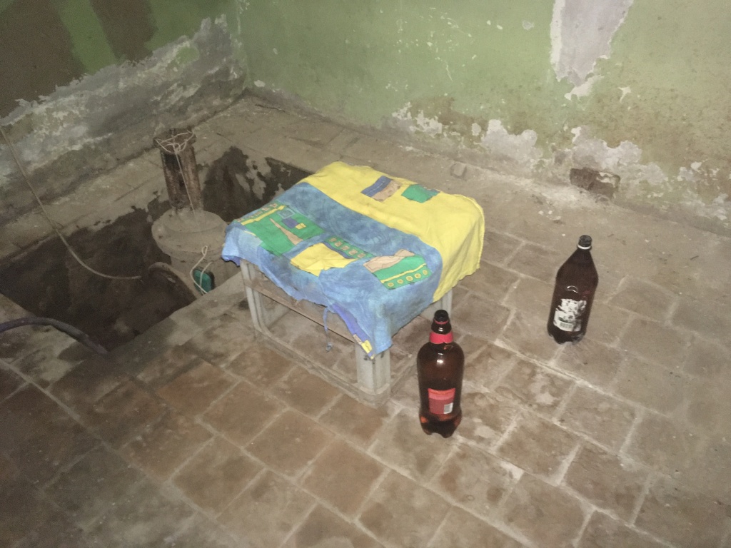 HHSN9TjieUY.jpg