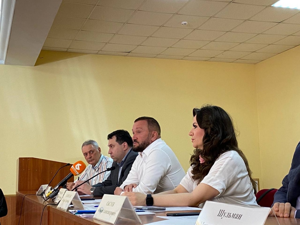 Владимир, Собрание дольщиков Дуброва парк-2, 3 июня 2022-3 Владимир, Собрание дольщиков Дуброва парк-2, 3 июня 2022-3