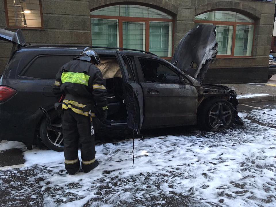 поджого машины адвоката.jpg