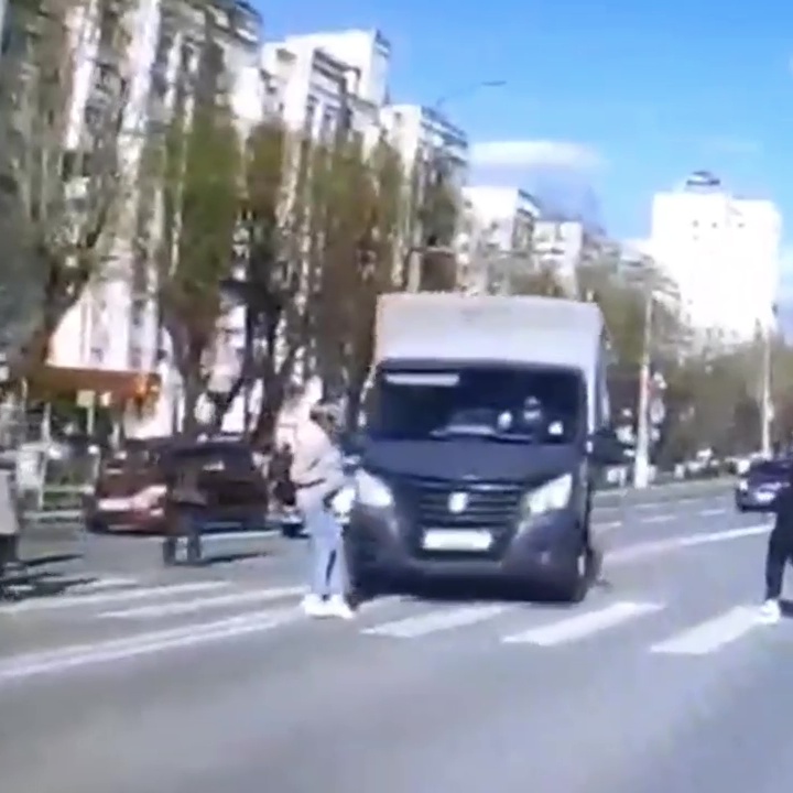 Скриншот видео из паблика «Подслушано автомобилистов | Владимир» социальной сети «Вконтакте».