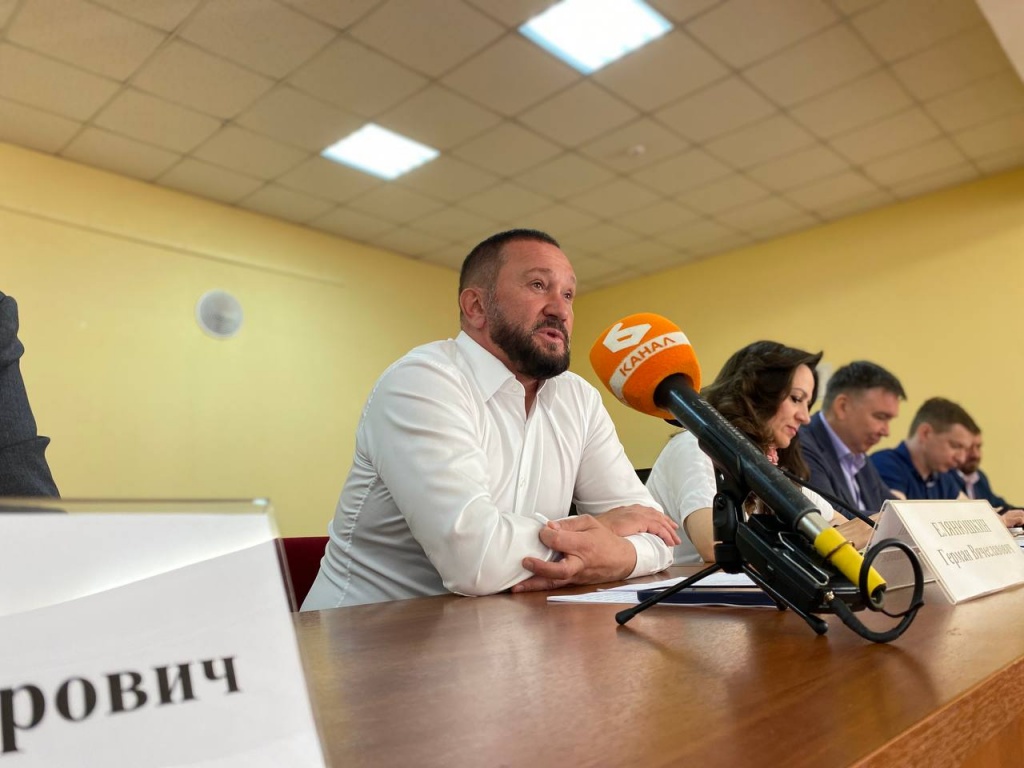 Владимир, Собрание дольщиков Дуброва парк-2, 3 июня 2022-7 Владимир, Собрание дольщиков Дуброва парк-2, 3 июня 2022-7